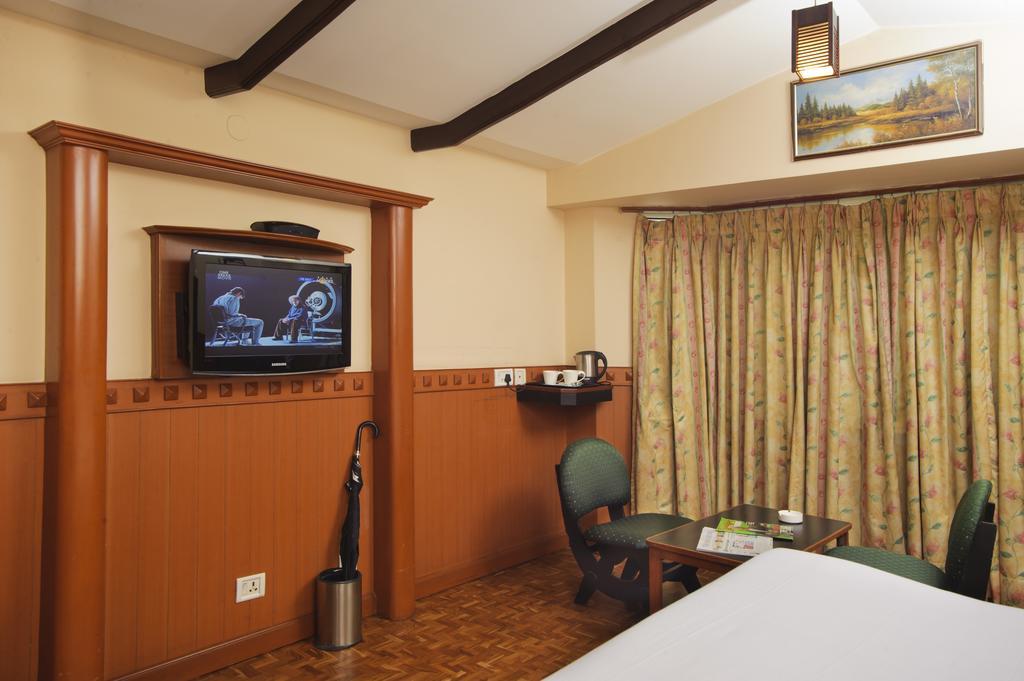 Hilltop Towers Kodaikanal Ruang foto