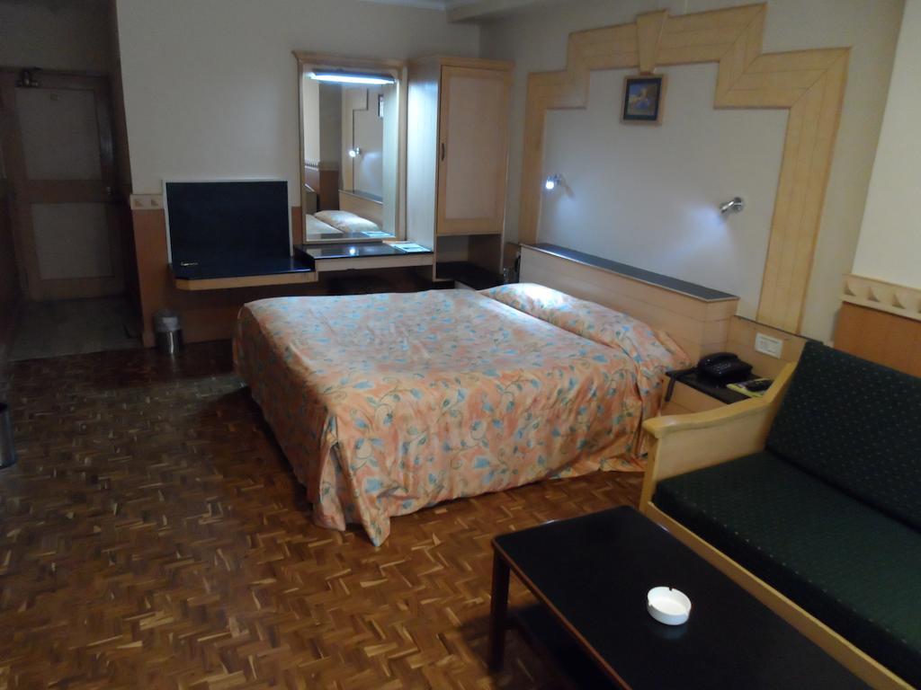Hilltop Towers Kodaikanal Bagian luar foto