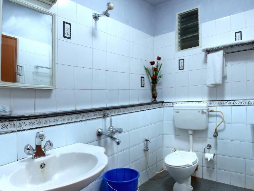 Hilltop Towers Kodaikanal Bagian luar foto